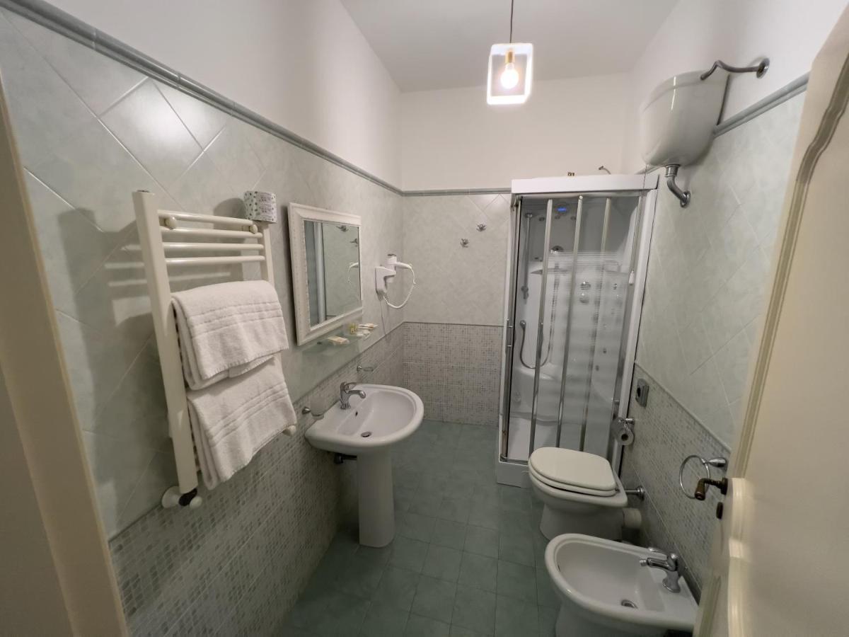 Hotel Borgo Di Ciaula サンタ・フラーヴィア エクステリア 写真