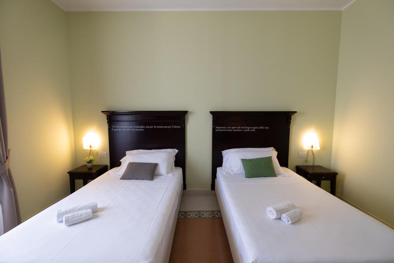 Hotel Borgo Di Ciaula サンタ・フラーヴィア エクステリア 写真