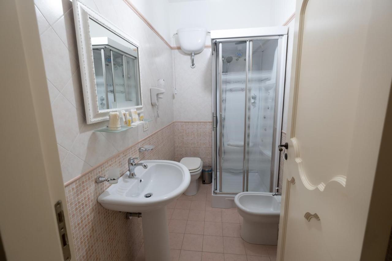 Hotel Borgo Di Ciaula サンタ・フラーヴィア エクステリア 写真