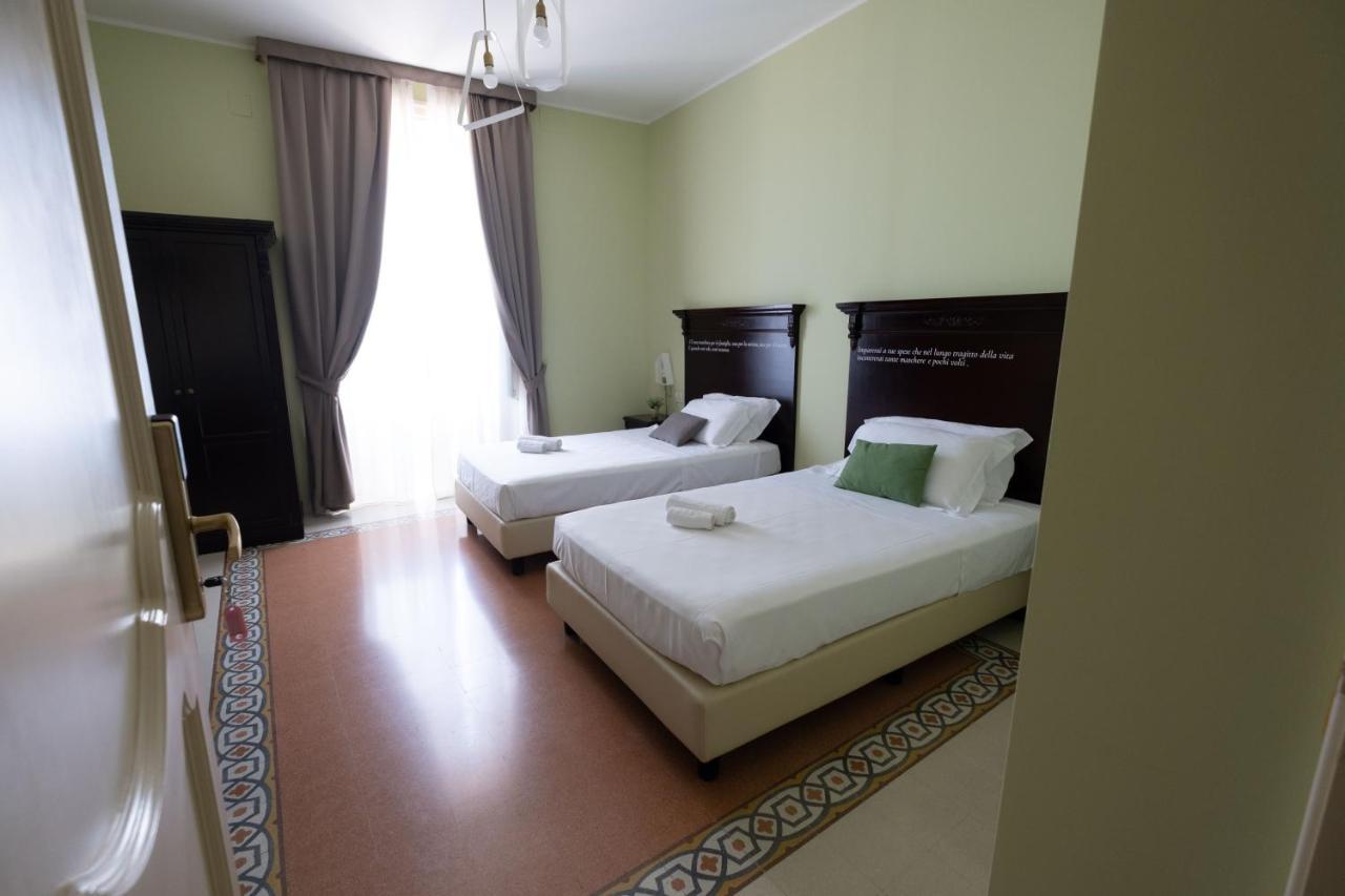 Hotel Borgo Di Ciaula サンタ・フラーヴィア エクステリア 写真