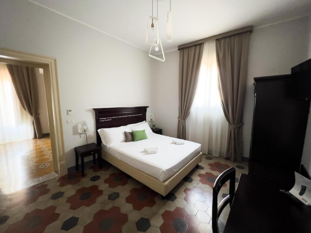Hotel Borgo Di Ciaula サンタ・フラーヴィア エクステリア 写真