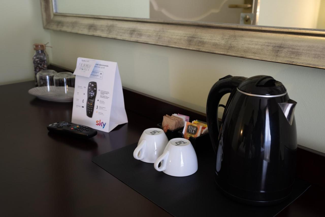 Hotel Borgo Di Ciaula サンタ・フラーヴィア エクステリア 写真